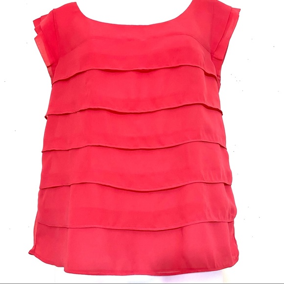 American Eagle Outfitters DARK PINK tiered front cap sleeve blouse size S/P - Picture 8 of 8